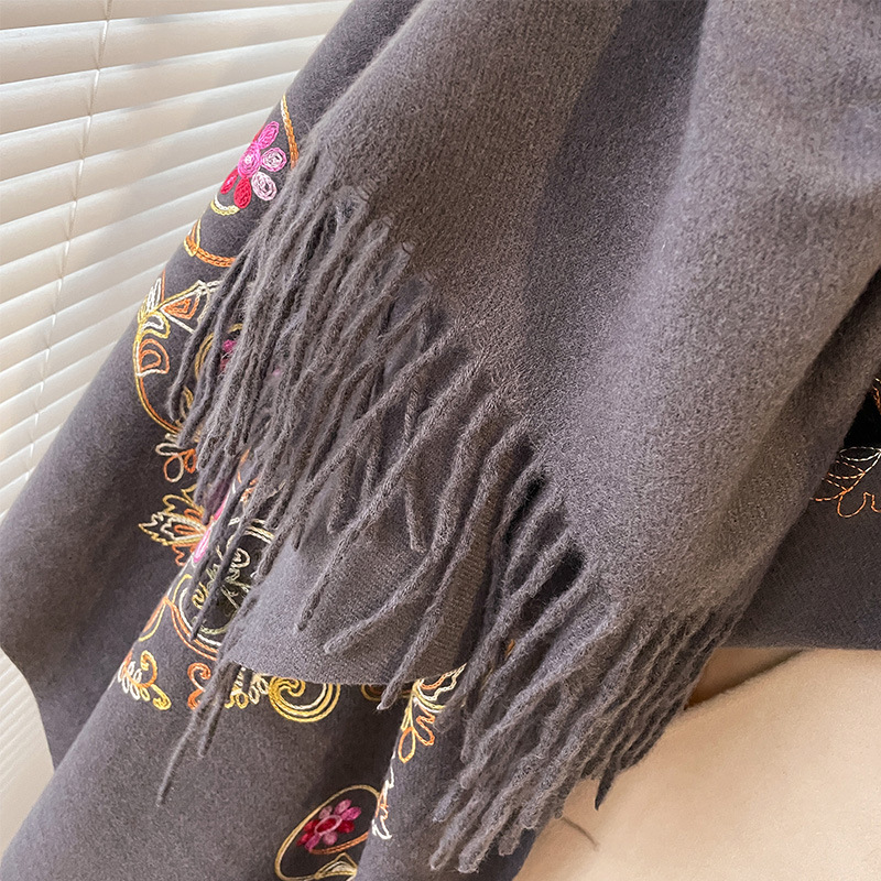 Vintage Ethnic Style Embroider - Go Ethnic Fashion recension och pris